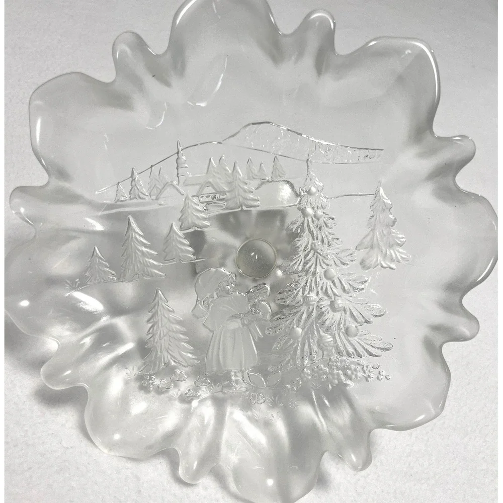 Glass Pedestal Bowl Clear Frosted Holiday Child Trees Winter 4